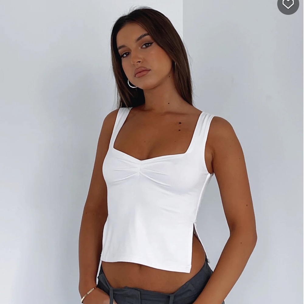 White Fox Taking Off tank top